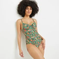 Laika MAILLOT DE BAIN 1 PIECE EMBOITANT VERT