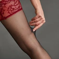 Trinity BAS AUTOFIXANT COORDONNE 20D ROUGE -Collants importe boutique 40137802 D