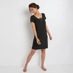 SYARA NUISETTE MANCHES COURTES NOIR